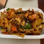 Best Chicken and Shrimp w. Garlic Sauce in Levittown, PA