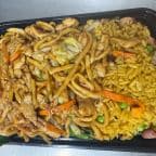 Best Chicken Lo Mein (Dinner Box) in Levittown, PA